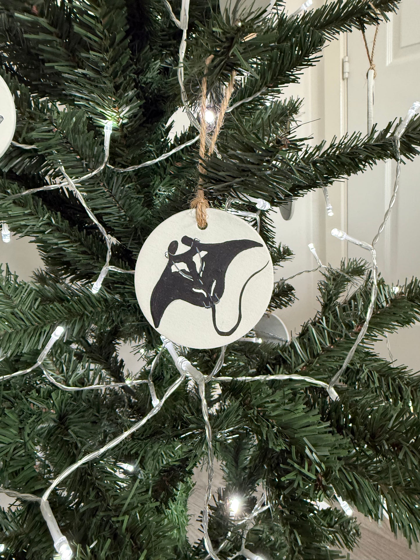 Manta Ray Christmas Bauble